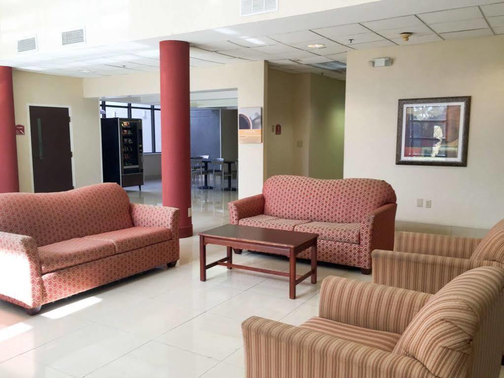 Budgetel Inns & Suites - Atlanta Galleria Stadium Смирна Экстерьер фото